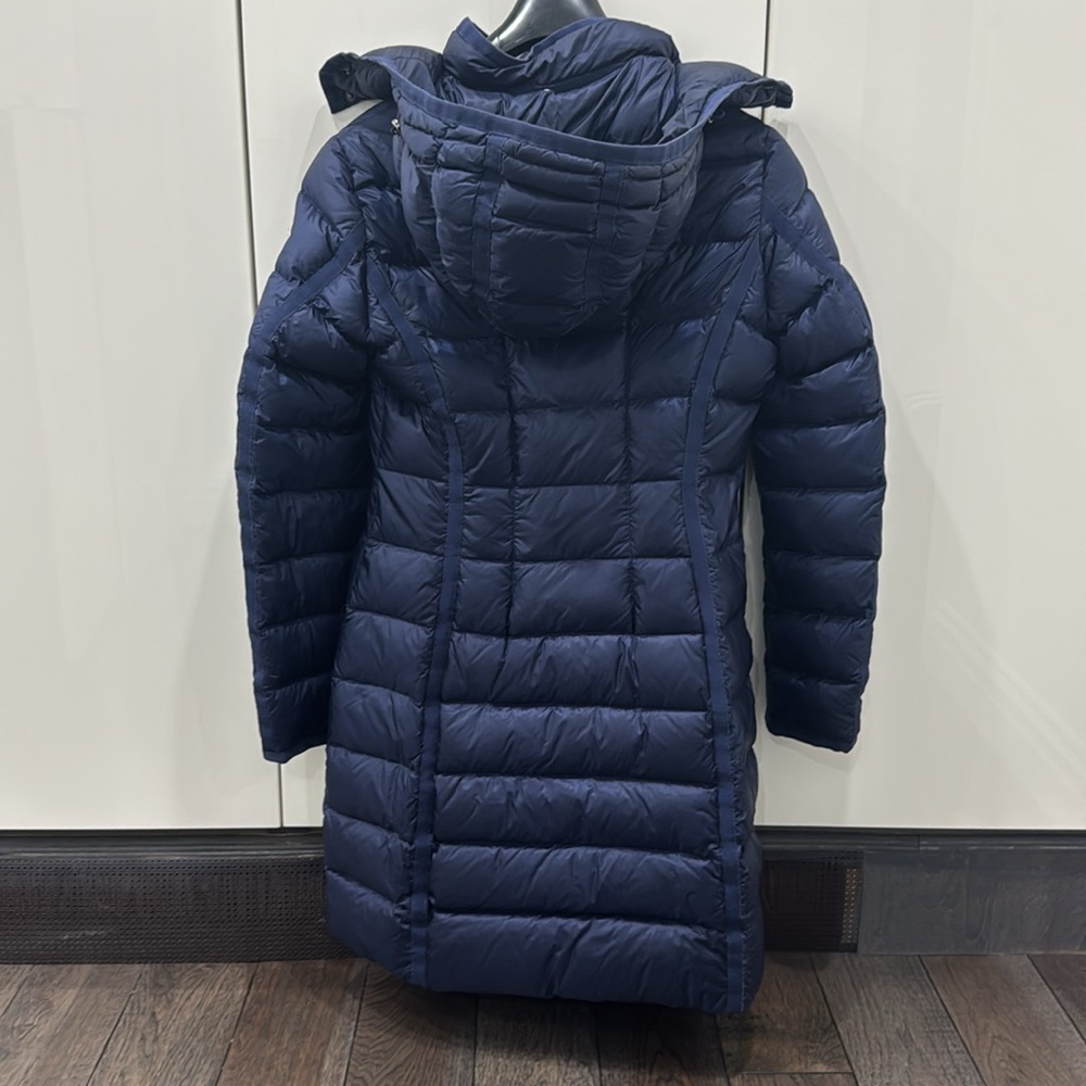 Moncler Hermine Hooded Puffer Jacket Size 2 (Medium) - Picture 6 of 9
